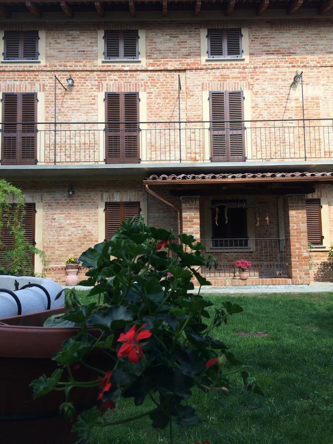 B&B Locanda Dai Nonni Asti Exterior foto